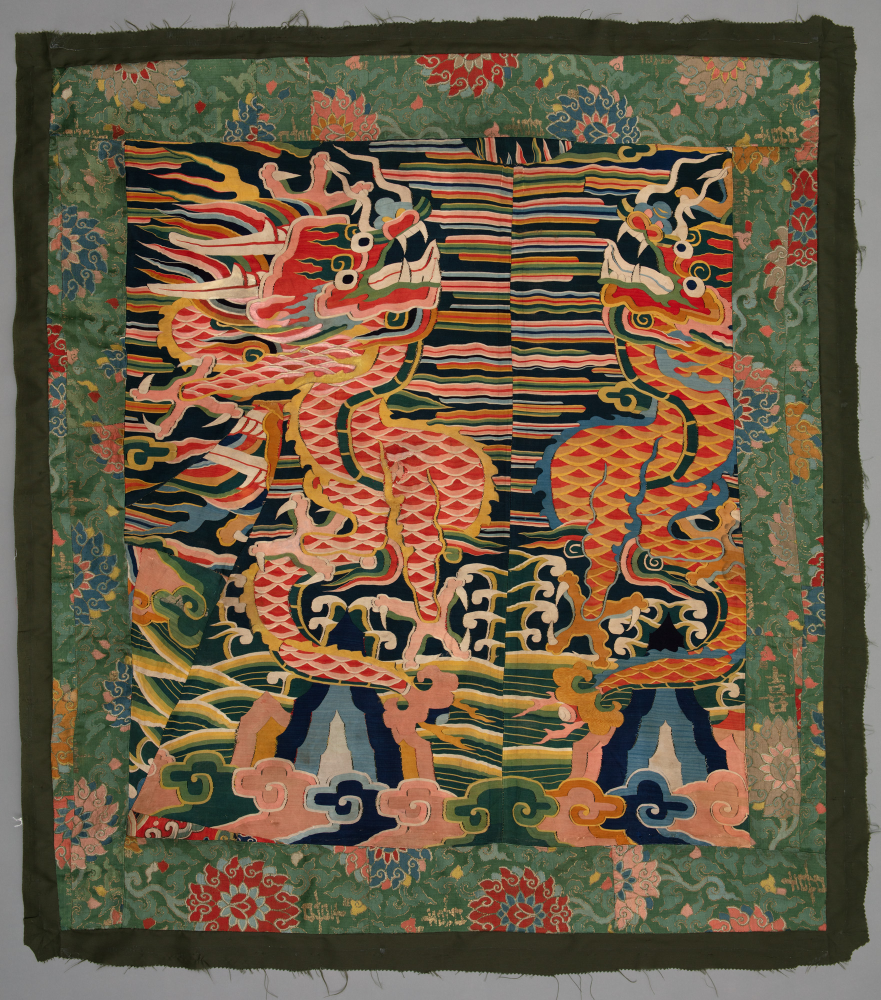 2005.5.419 - Silk Tapestry Weave Fragmentary Canopy - University of ...